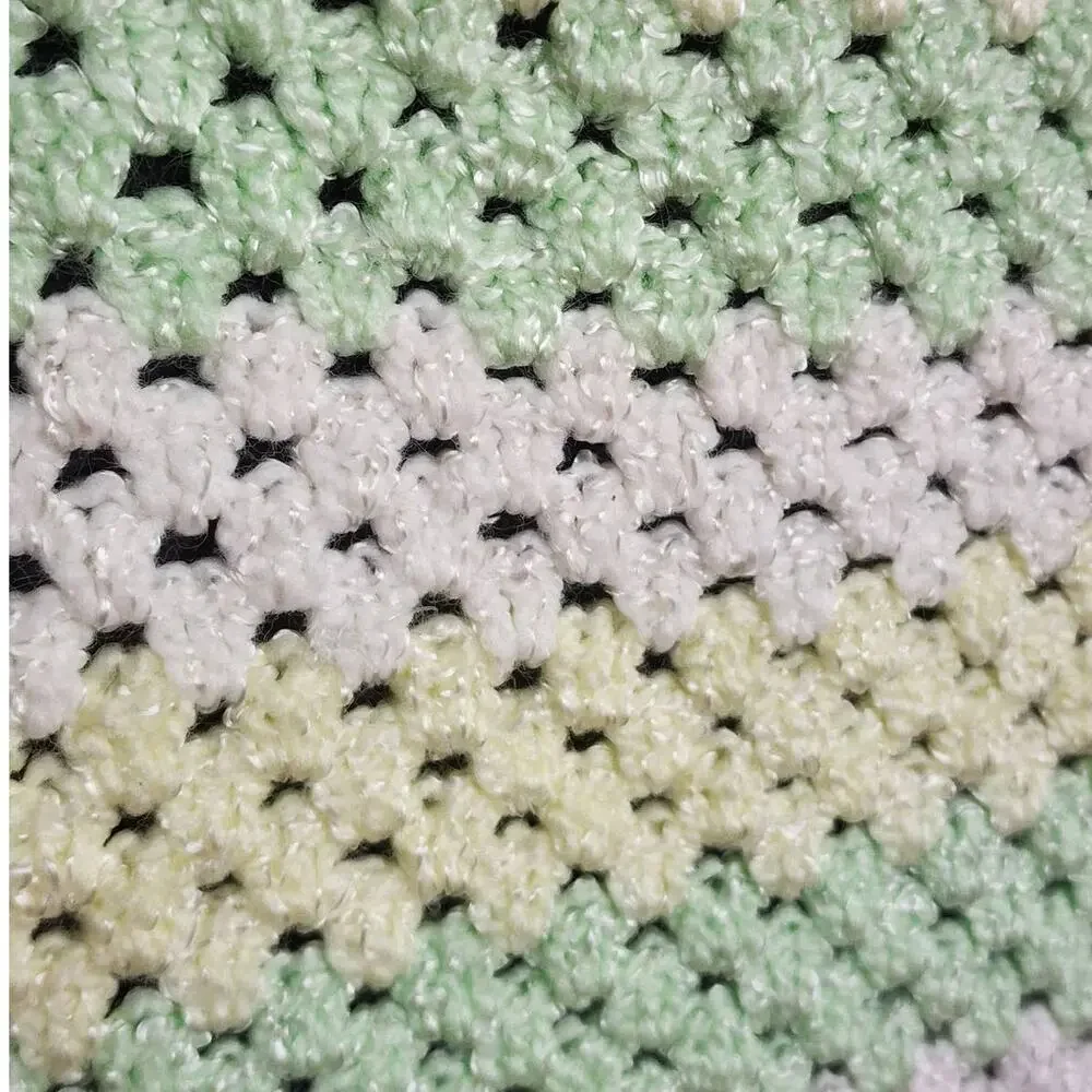 Beautiful Hand Made Crochet Baby Blanket Afghan Throw‎